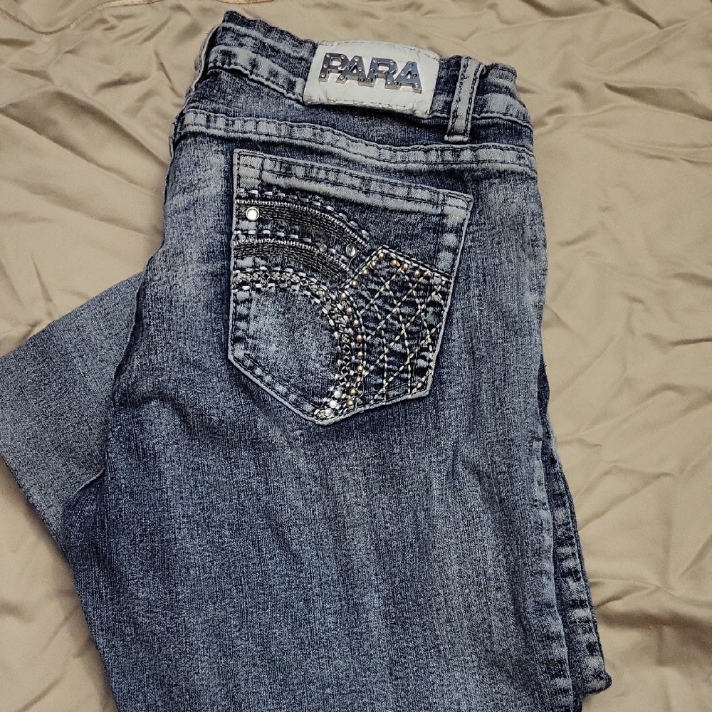PARA Size 11 Slim Acid Wash Curve Hugging Embellished Stretchy Fit.